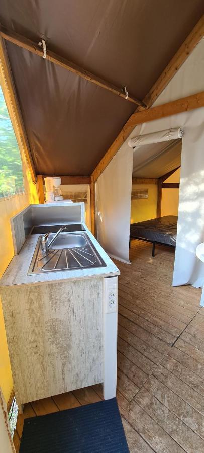 Camping Domaine Papillon Reyrevignes  Εξωτερικό φωτογραφία